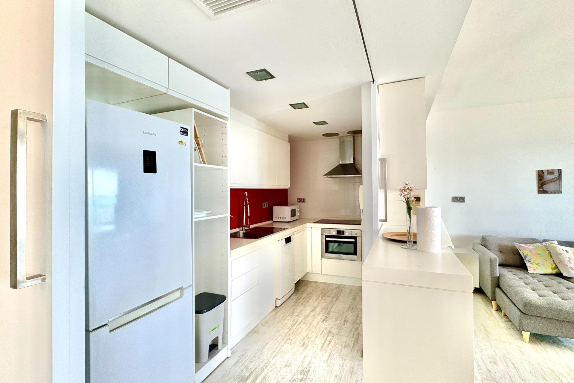 Revente - Appartement -
Torrevieja - Estacion De Autobuses