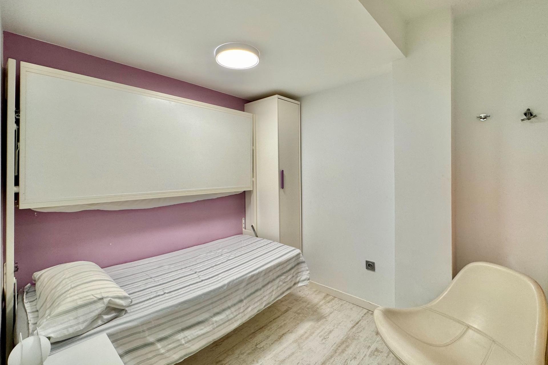 Revente - Appartement -
Torrevieja - Estacion De Autobuses