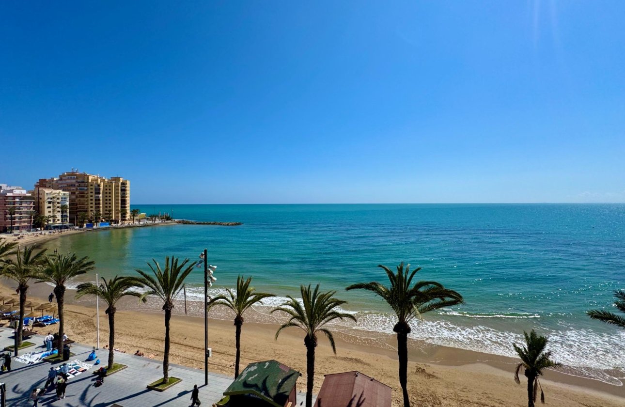 Revente - Appartement -
Torrevieja - Estacion De Autobuses