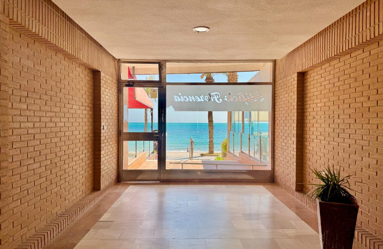 Revente - Appartement -
Torrevieja - Estacion De Autobuses