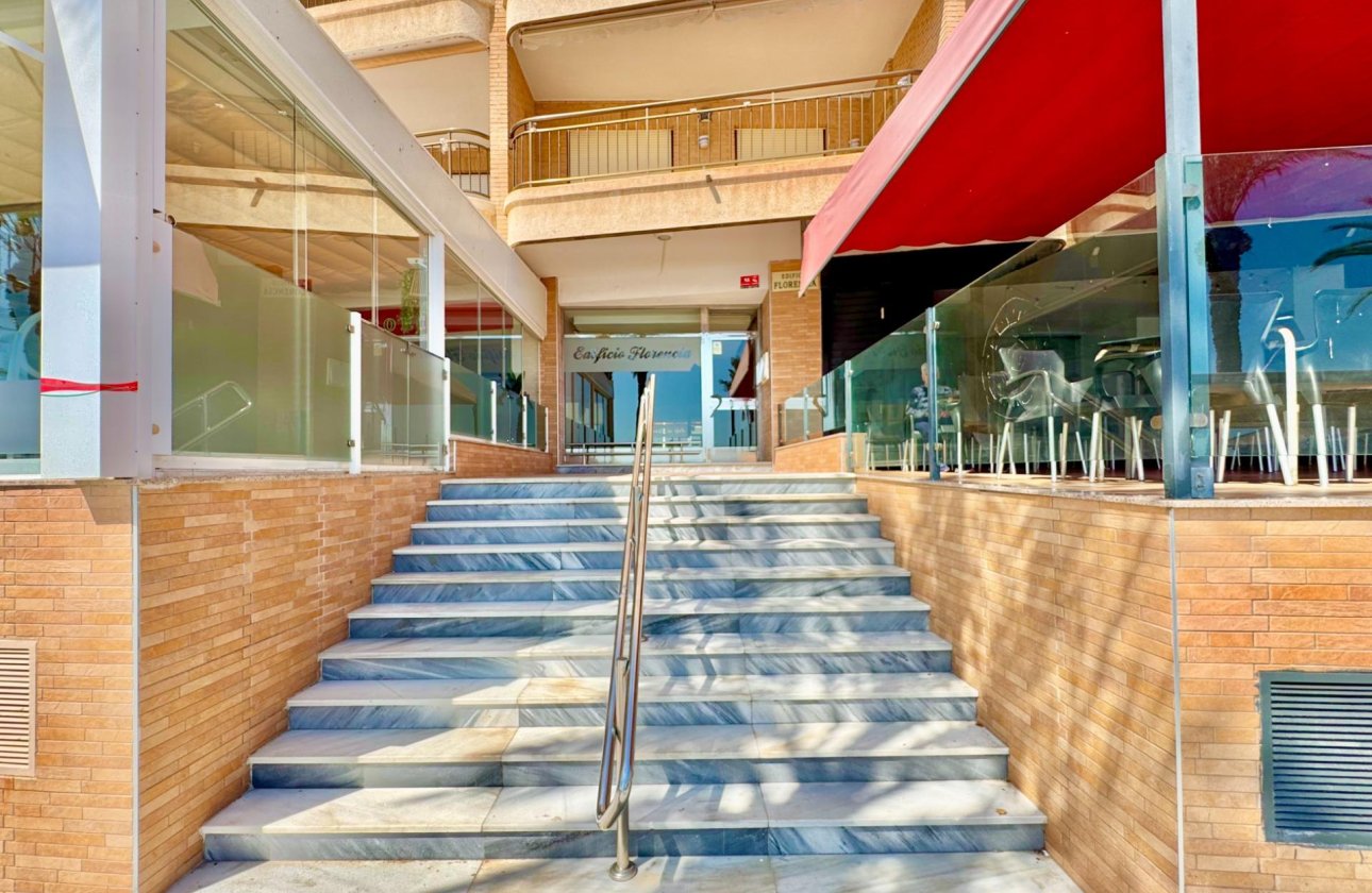 Revente - Appartement -
Torrevieja - Estacion De Autobuses