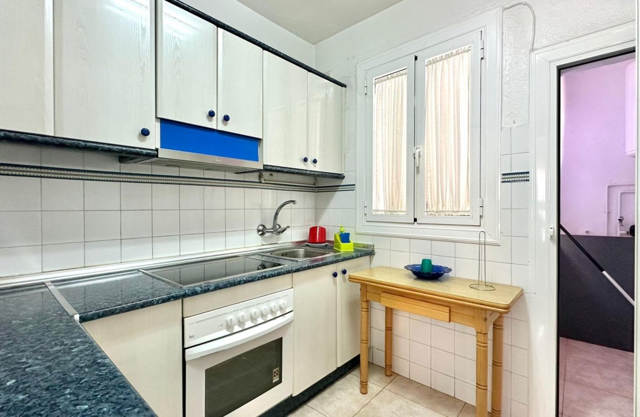 Revente - Appartement -
Torrevieja - Estacion De Autobuses