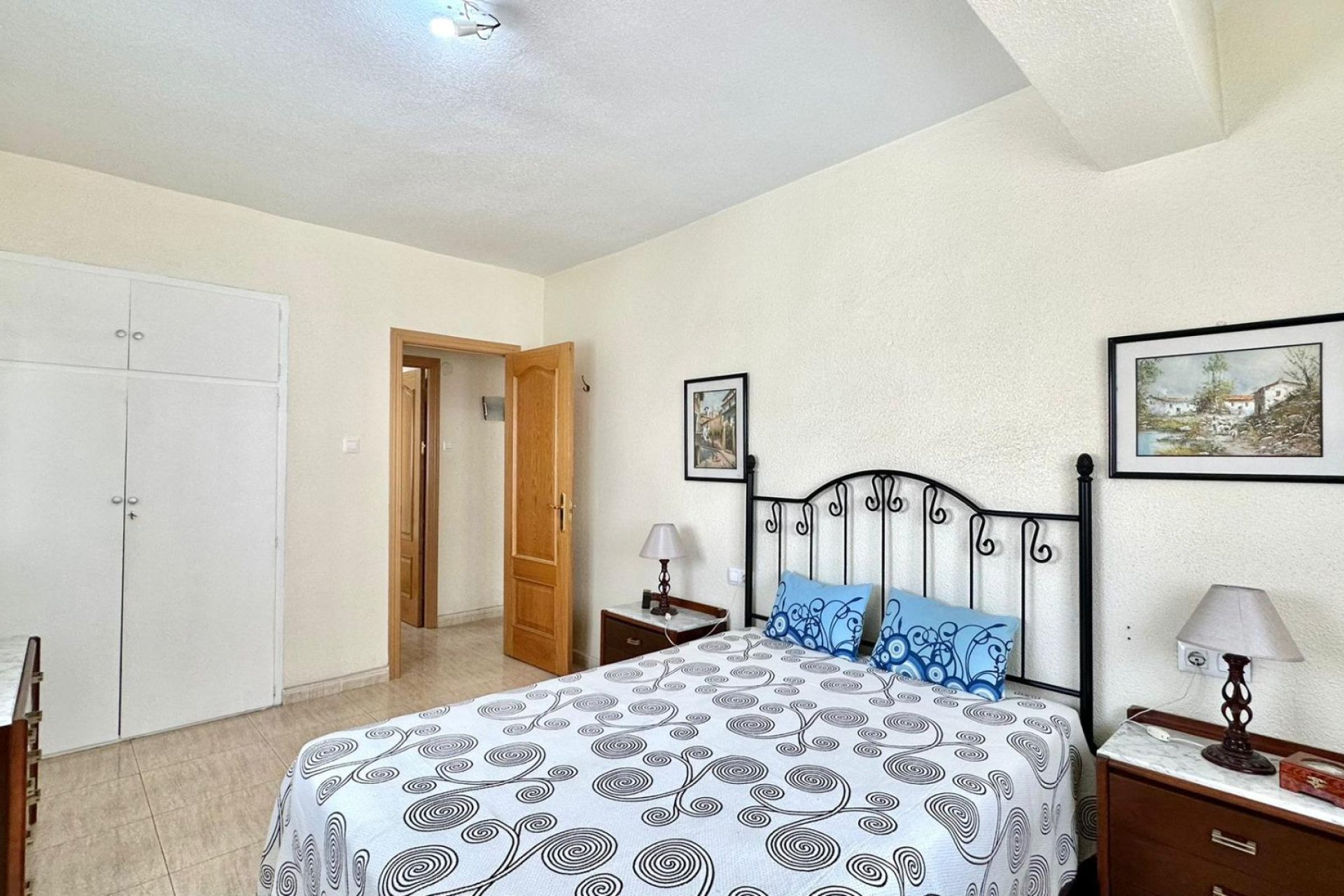 Revente - Appartement -
Torrevieja - Estacion De Autobuses