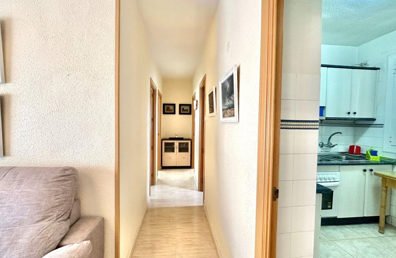 Revente - Appartement -
Torrevieja - Estacion De Autobuses