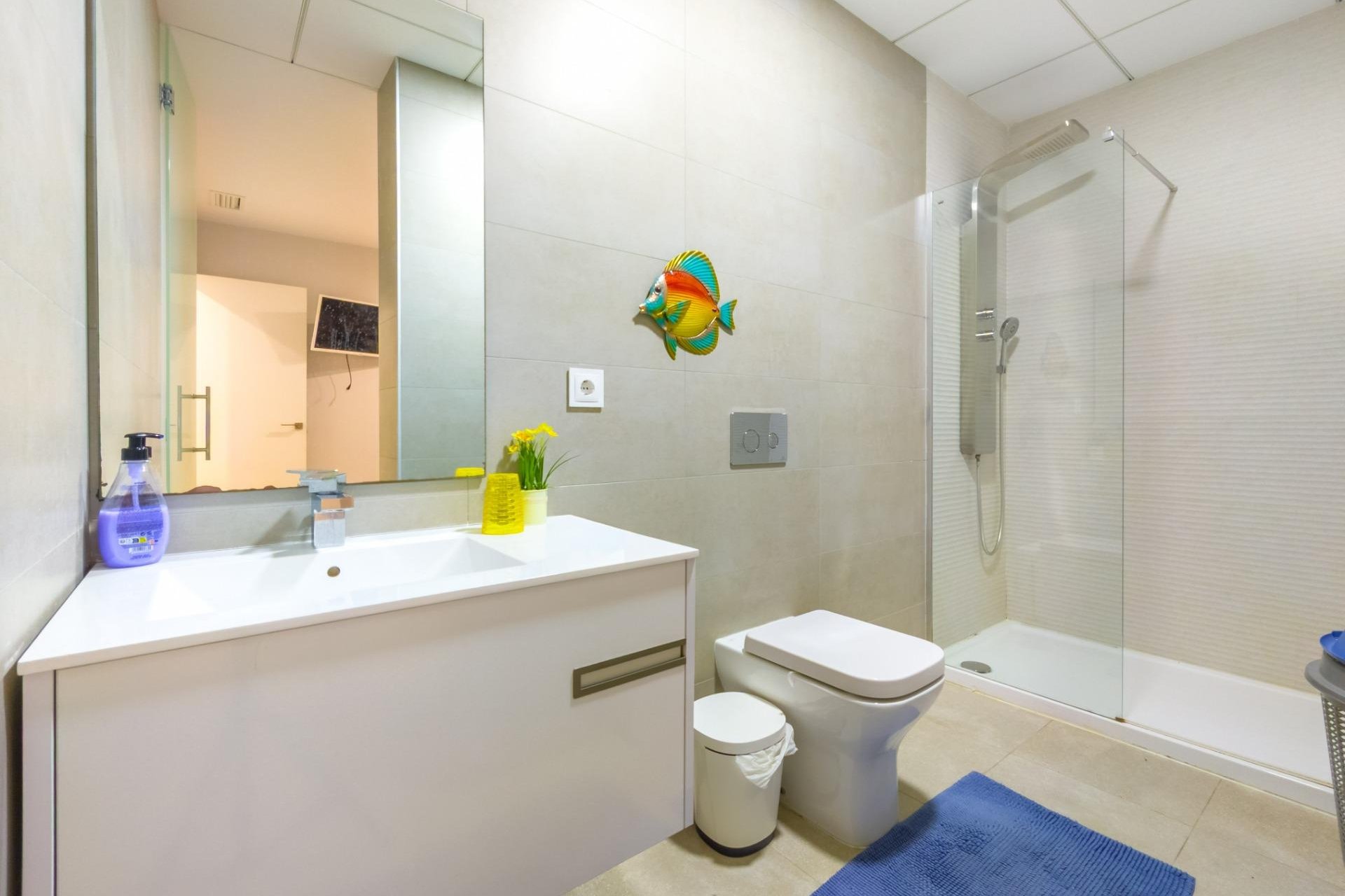 Revente - Appartement -
Torrevieja - Estacion De Autobuses