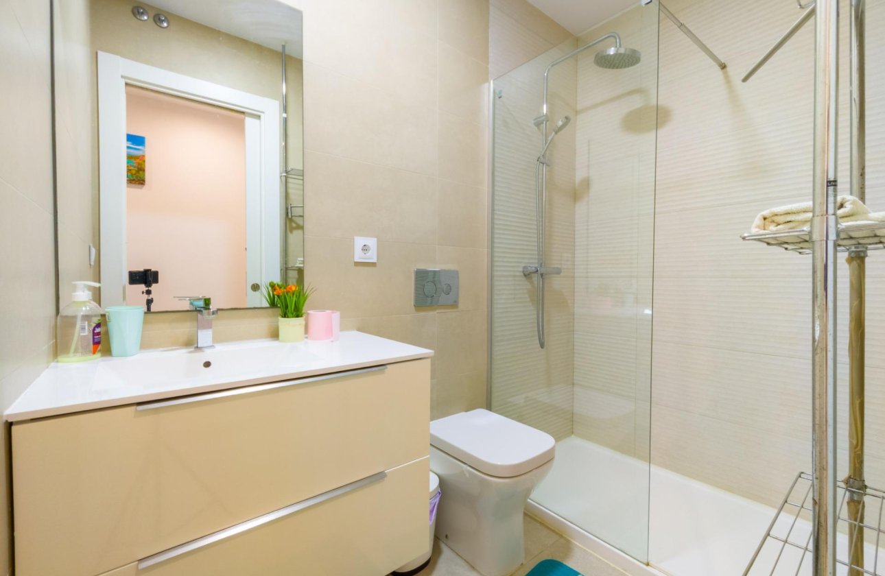 Revente - Appartement -
Torrevieja - Estacion De Autobuses