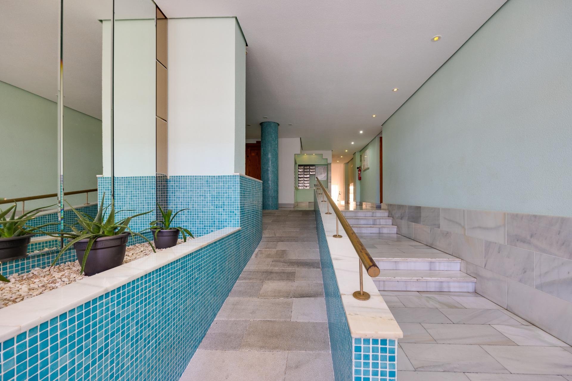 Revente - Appartement -
Torrevieja - Estacion De Autobuses