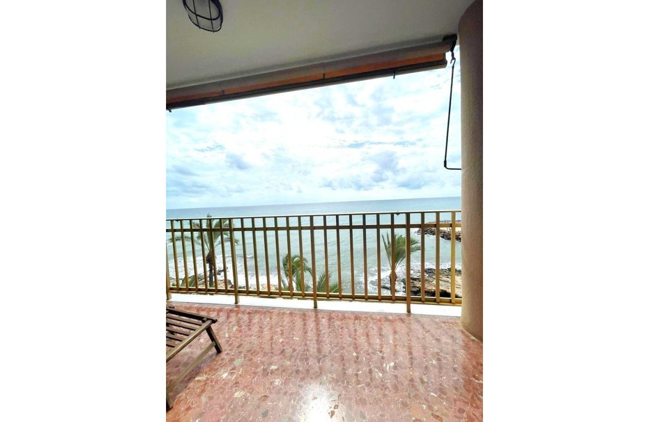 Revente - Appartement -
Torrevieja - Estacion De Autobuses