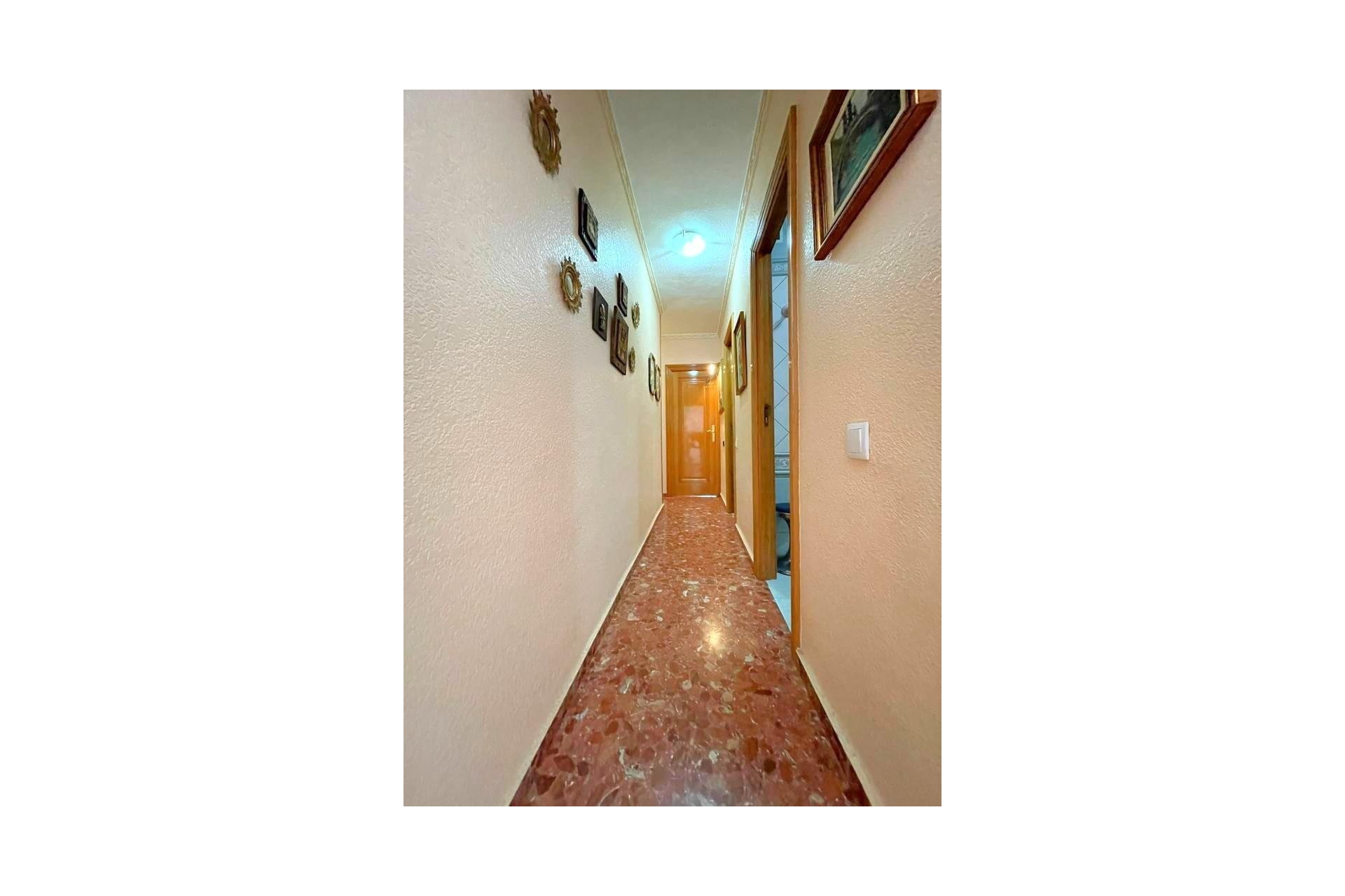 Revente - Appartement -
Torrevieja - Estacion De Autobuses