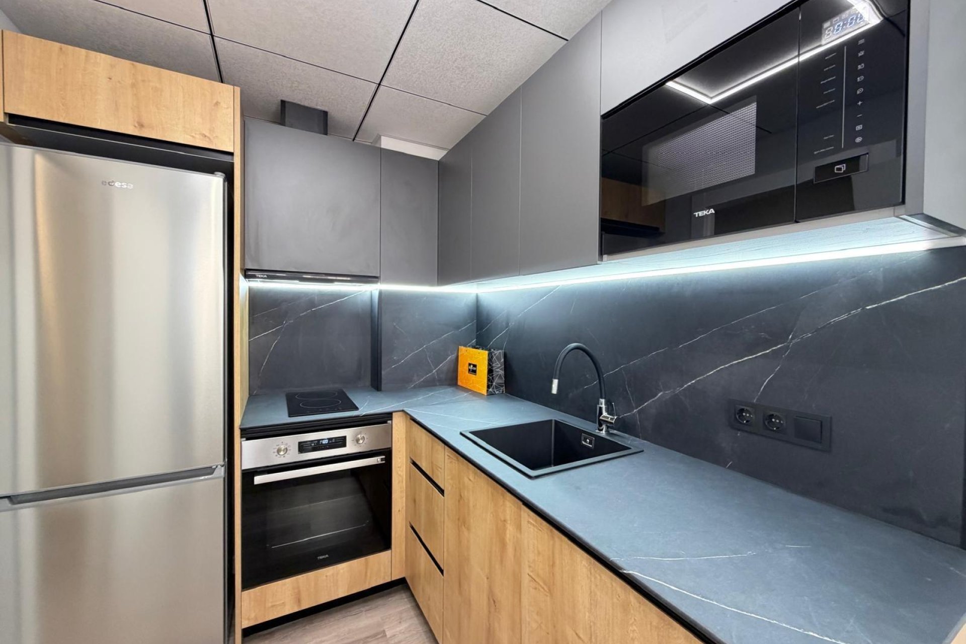 Revente - Appartement -
Torrevieja - Estacion De Autobuses