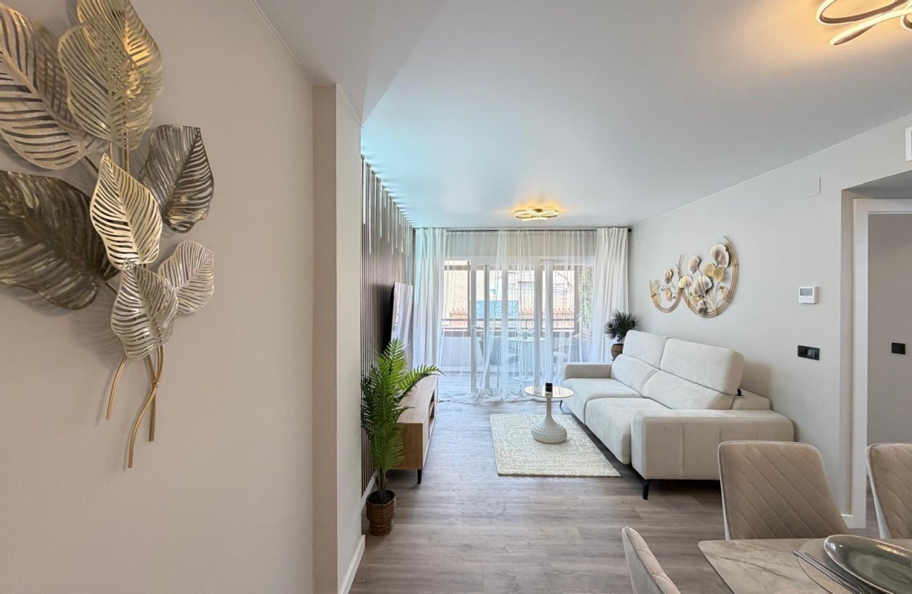 Revente - Appartement -
Torrevieja - Estacion De Autobuses