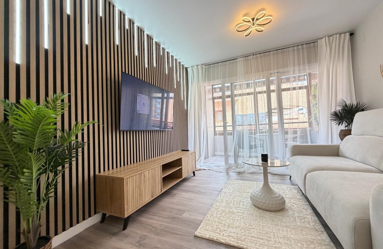 Revente - Appartement -
Torrevieja - Estacion De Autobuses