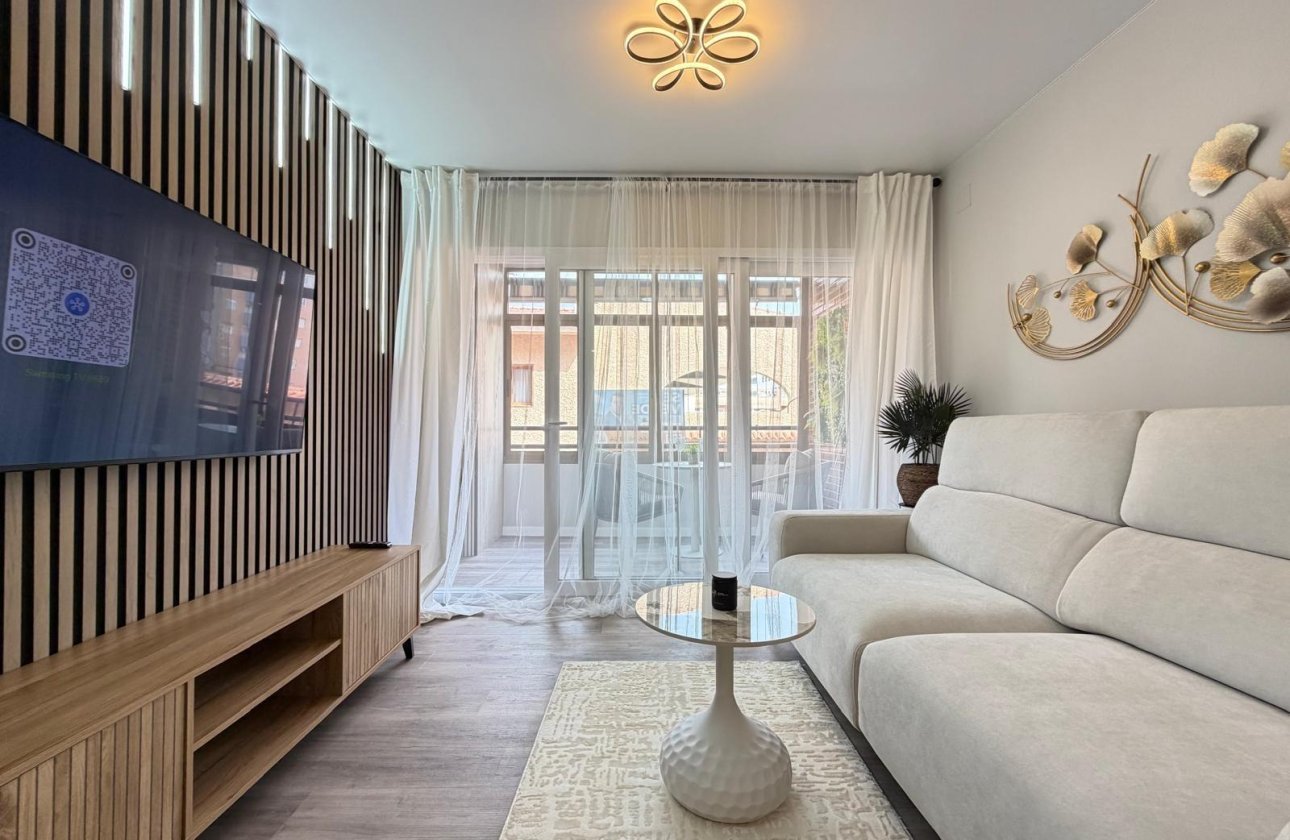 Revente - Appartement -
Torrevieja - Estacion De Autobuses