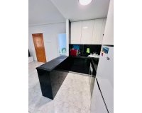 Revente - Appartement -
Torrevieja - Estacion De Autobuses
