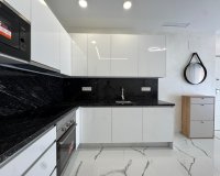 Revente - Appartement -
Torrevieja - Estacion De Autobuses