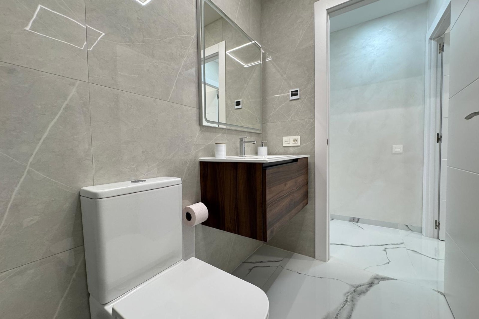 Revente - Appartement -
Torrevieja - Estacion De Autobuses