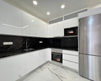 Revente - Appartement -
Torrevieja - Estacion De Autobuses