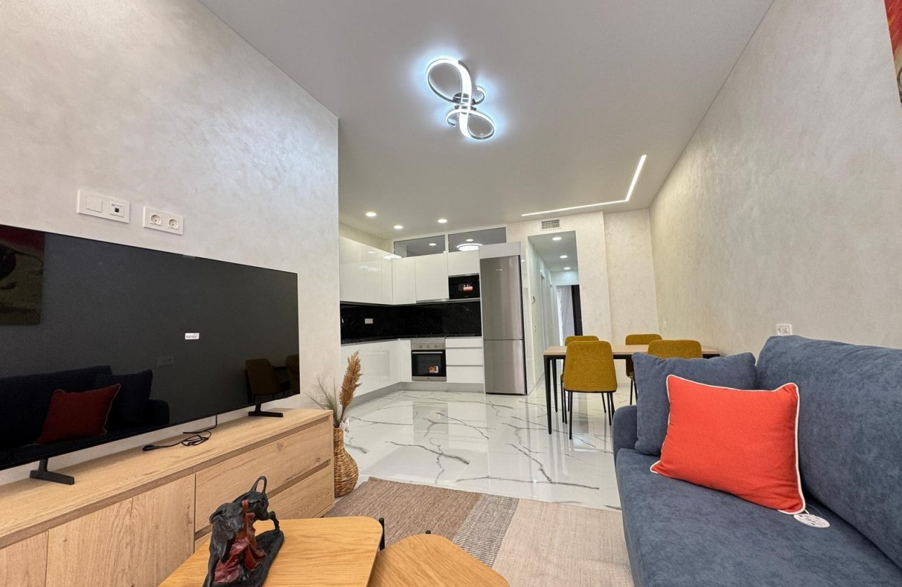 Revente - Appartement -
Torrevieja - Estacion De Autobuses