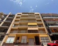 Revente - Appartement -
Torrevieja - Estacion De Autobuses