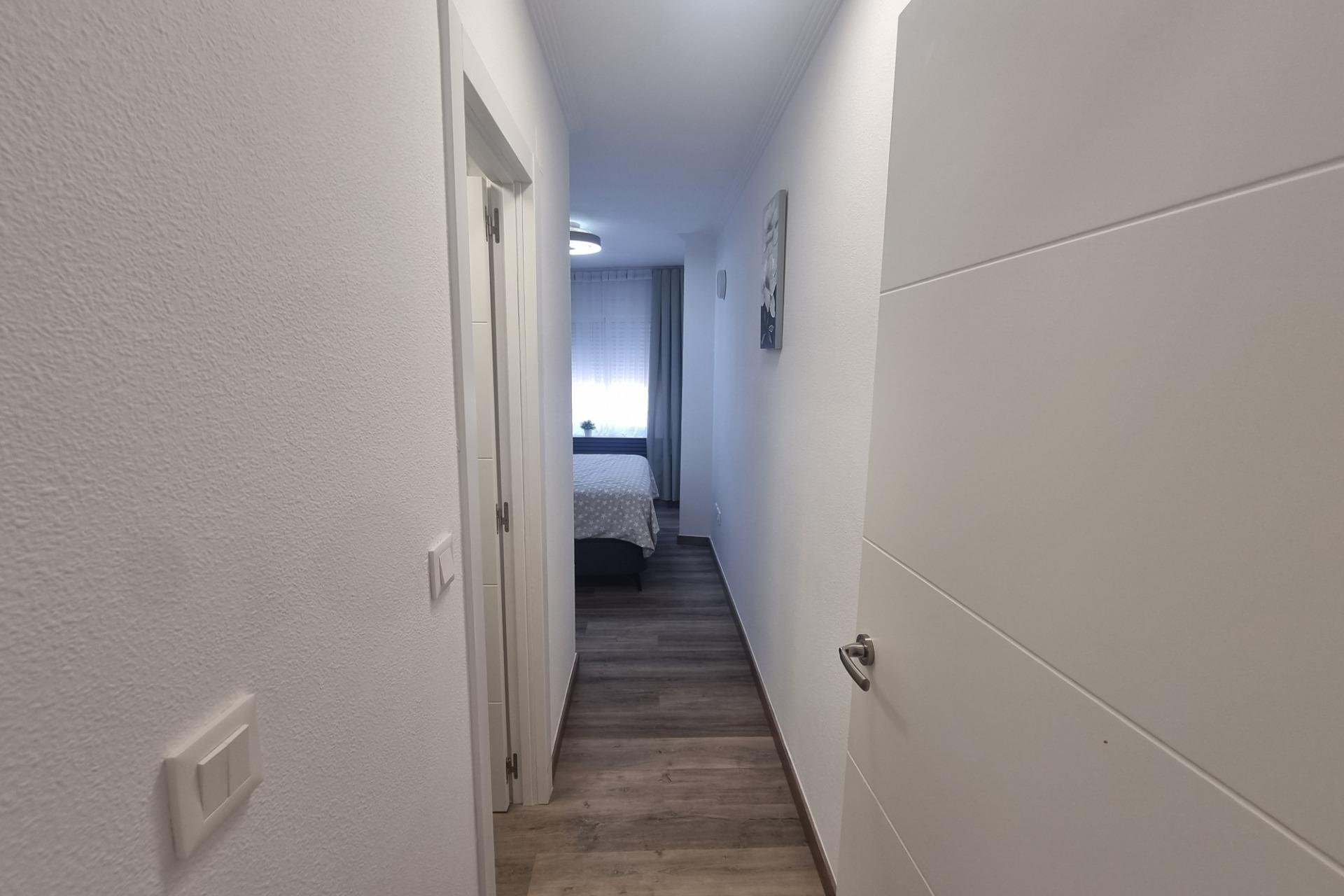 Revente - Appartement -
Torrevieja - Estacion De Autobuses