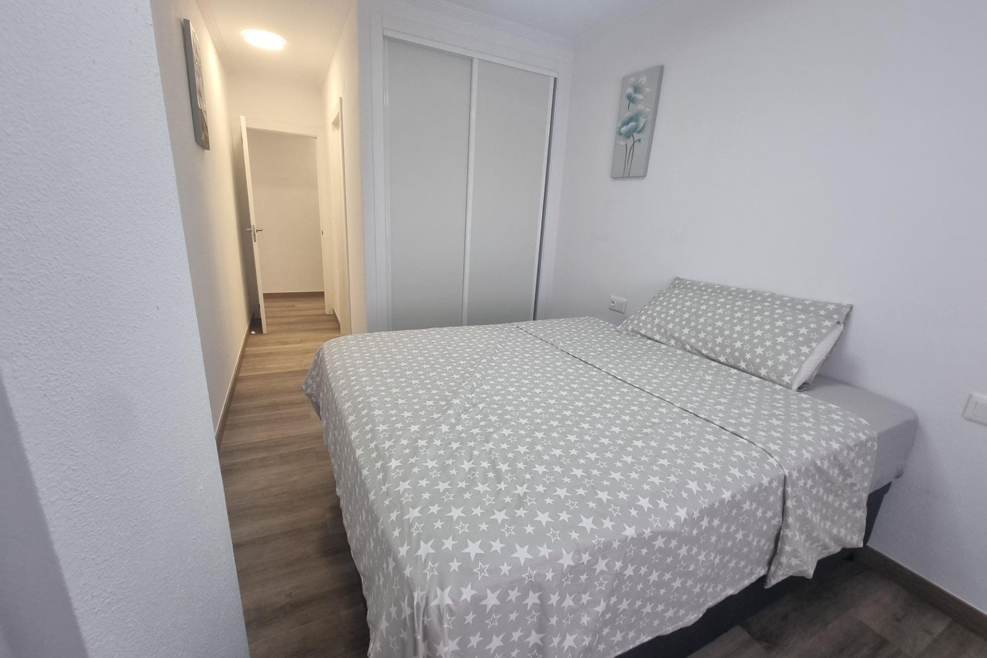 Revente - Appartement -
Torrevieja - Estacion De Autobuses