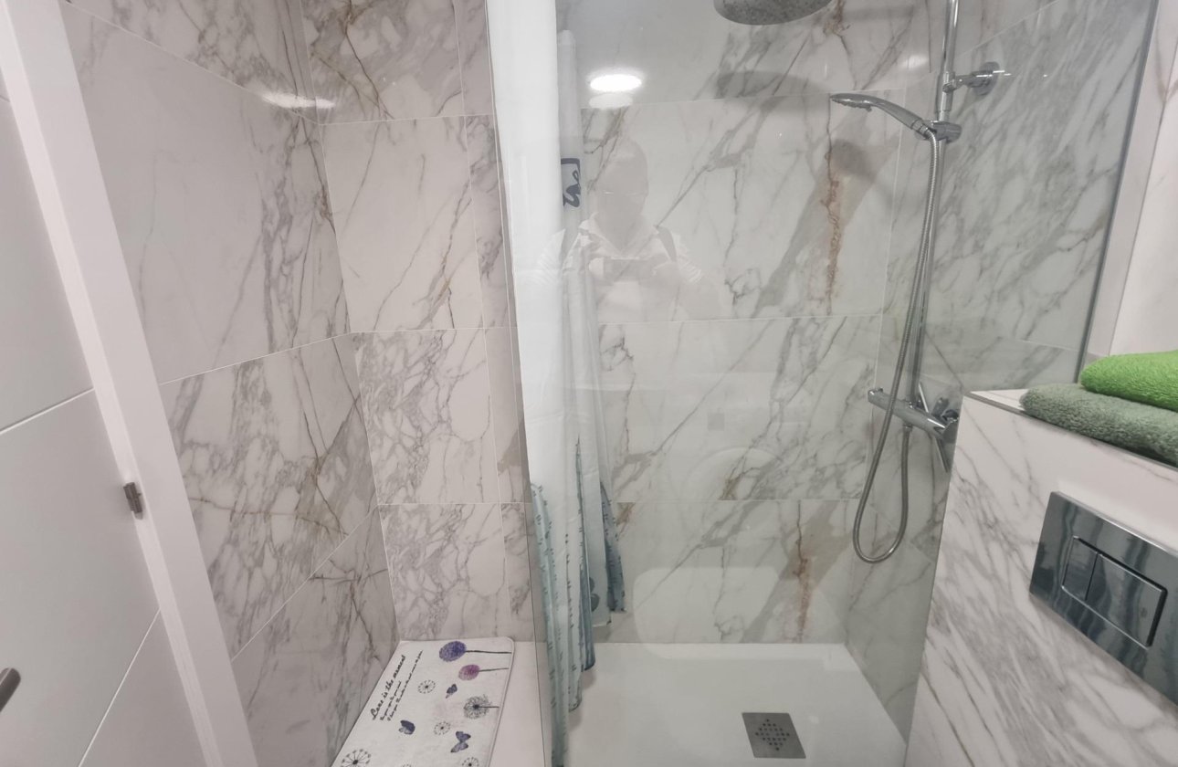 Revente - Appartement -
Torrevieja - Estacion De Autobuses