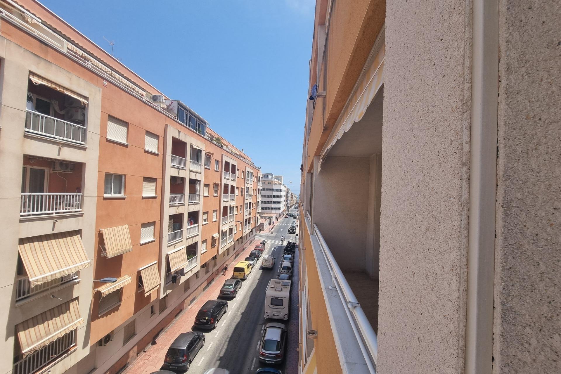 Revente - Appartement -
Torrevieja - Estacion De Autobuses