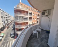 Revente - Appartement -
Torrevieja - Estacion De Autobuses