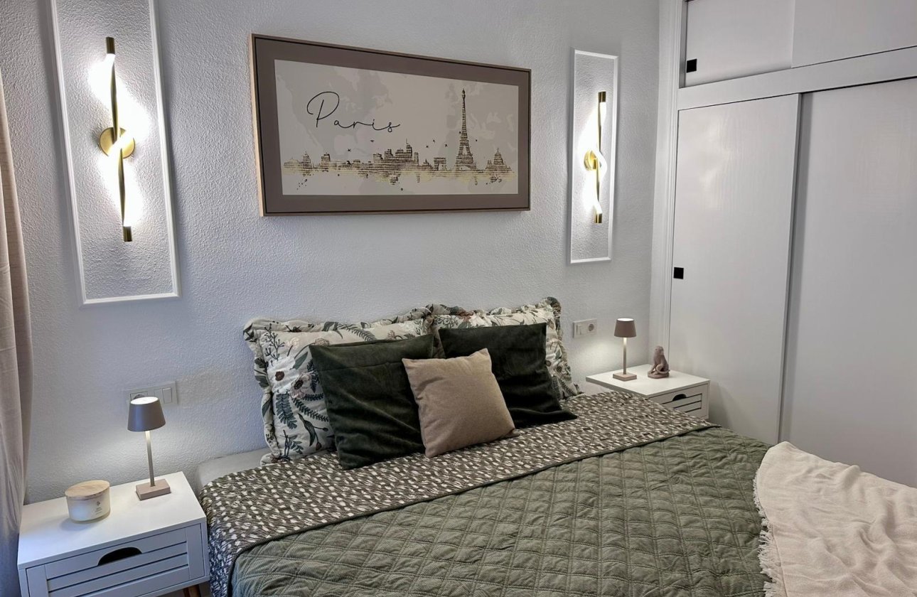 Revente - Appartement -
Torrevieja - Estacion De Autobuses
