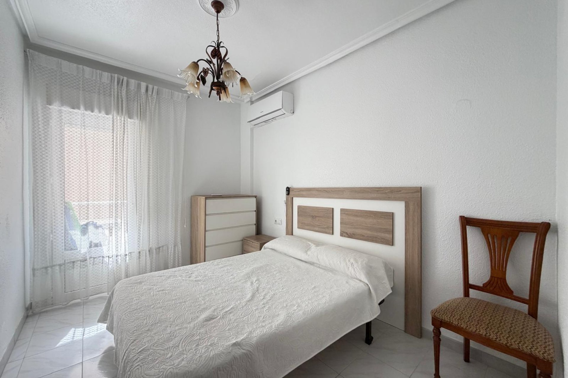 Revente - Appartement -
Torrevieja - Estacion De Autobuses