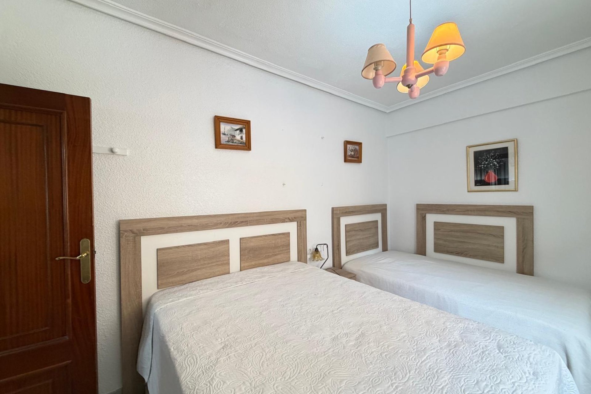 Revente - Appartement -
Torrevieja - Estacion De Autobuses