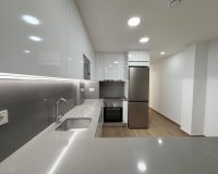 Revente - Appartement -
Torrevieja - Estacion De Autobuses