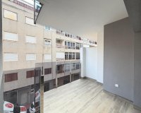 Revente - Appartement -
Torrevieja - Estacion De Autobuses