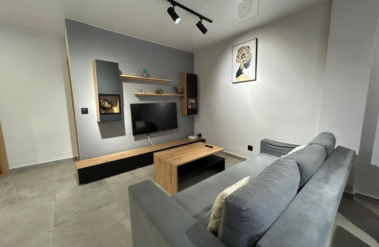 Revente - Appartement -
Torrevieja - Estacion De Autobuses