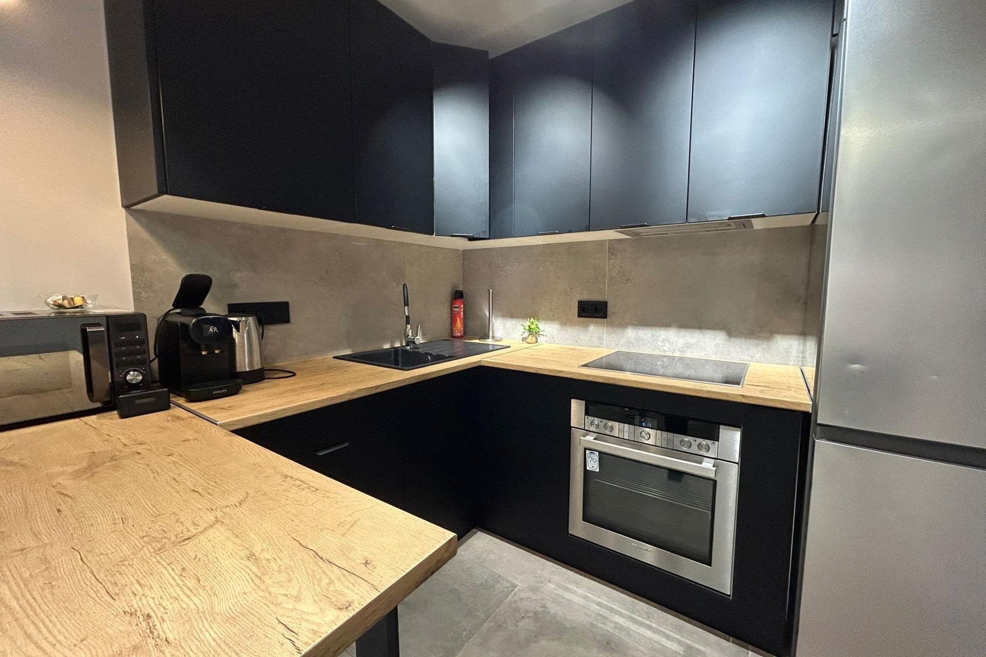 Revente - Appartement -
Torrevieja - Estacion De Autobuses