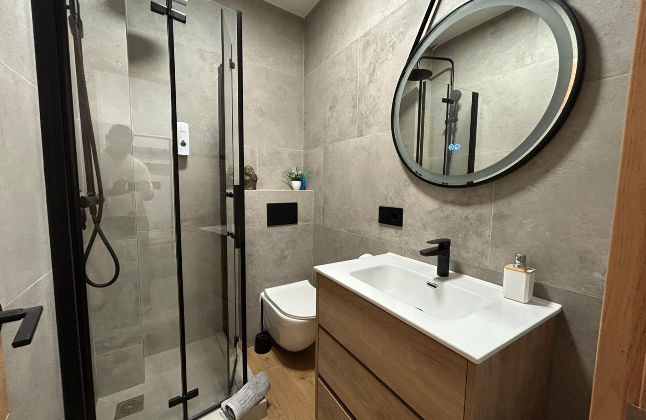 Revente - Appartement -
Torrevieja - Estacion De Autobuses