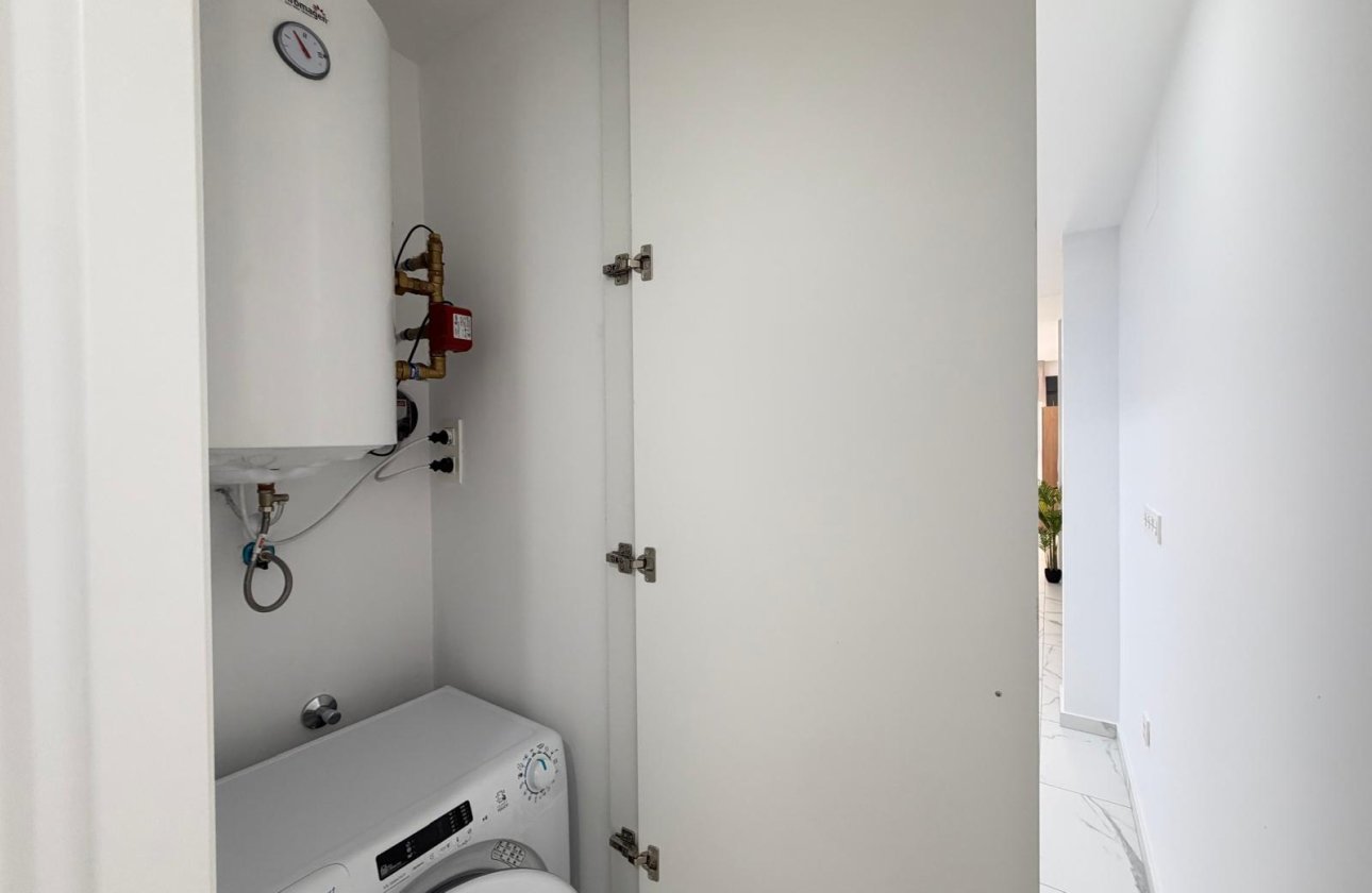 Revente - Appartement -
Torrevieja - Estacion De Autobuses