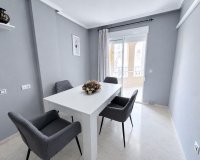 Revente - Appartement -
Torrevieja - Estacion De Autobuses
