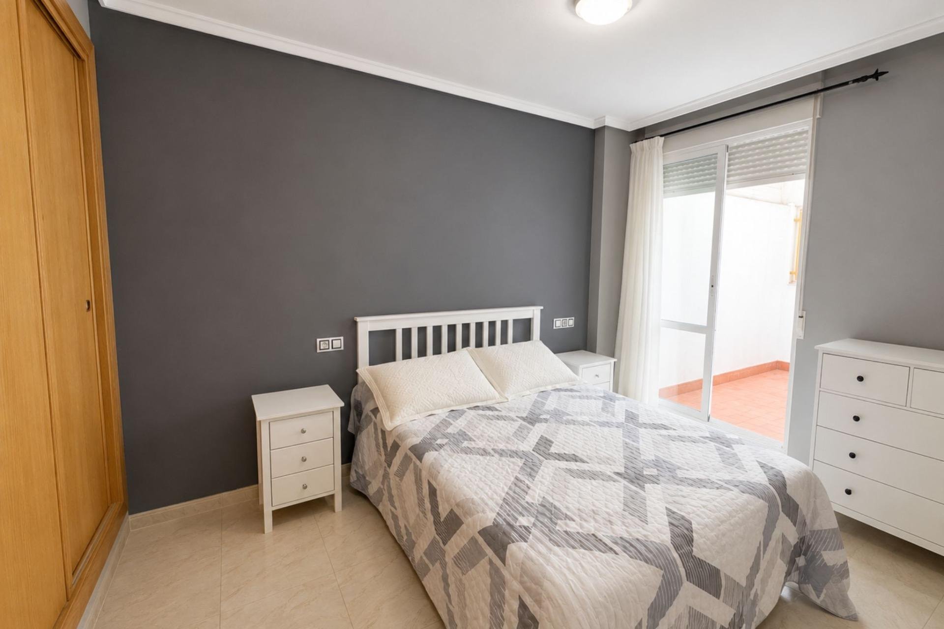 Revente - Appartement -
Torrevieja - Estacion De Autobuses