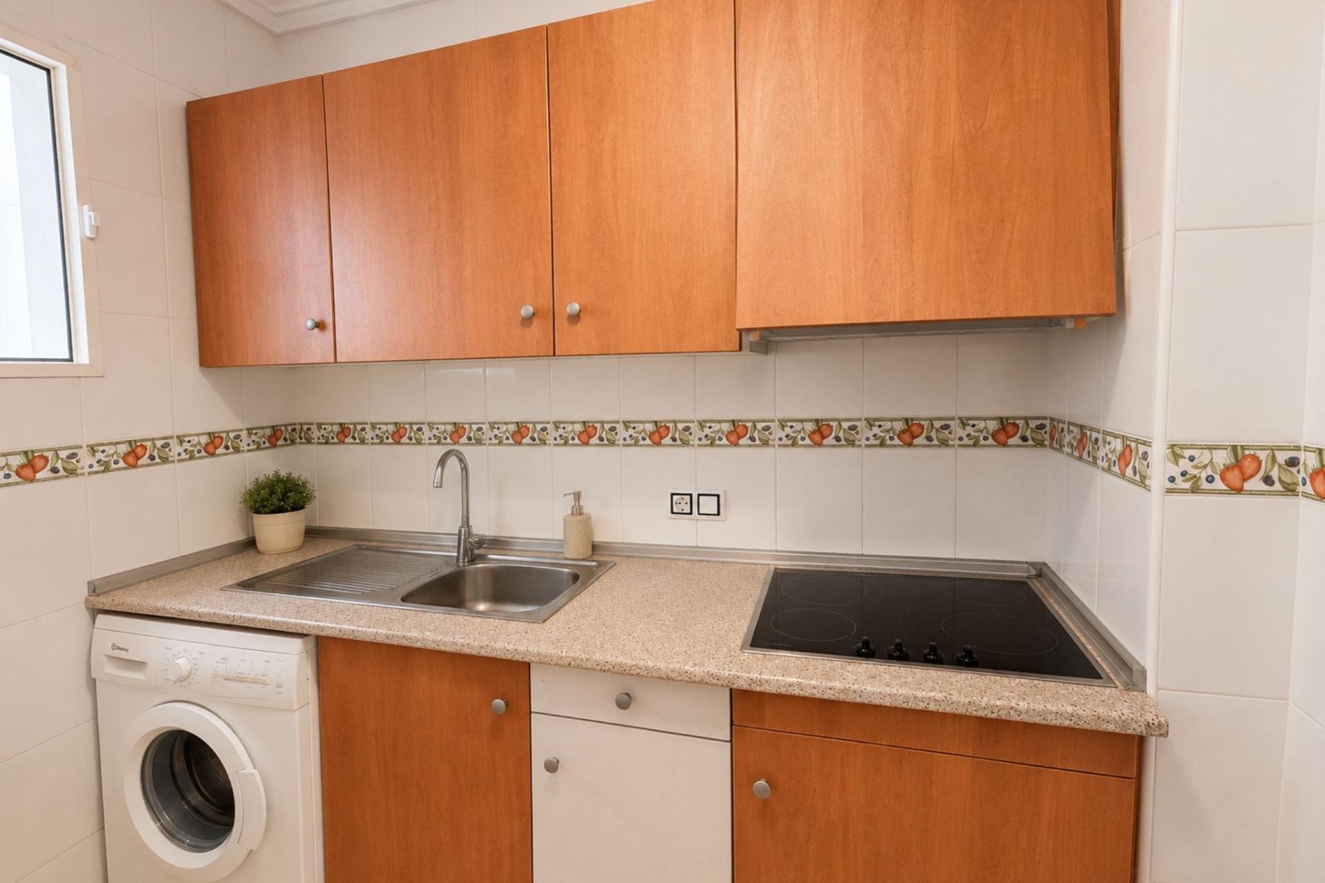 Revente - Appartement -
Torrevieja - Estacion De Autobuses