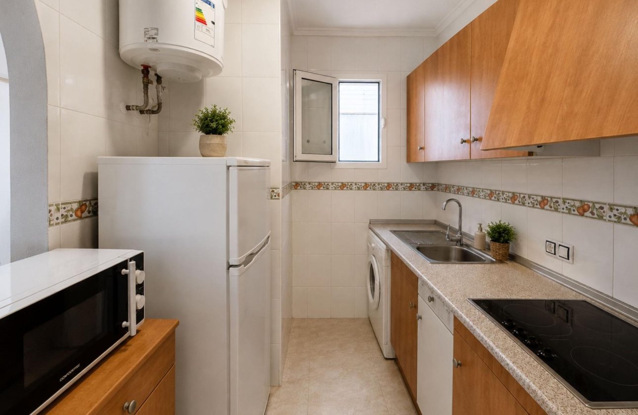 Revente - Appartement -
Torrevieja - Estacion De Autobuses