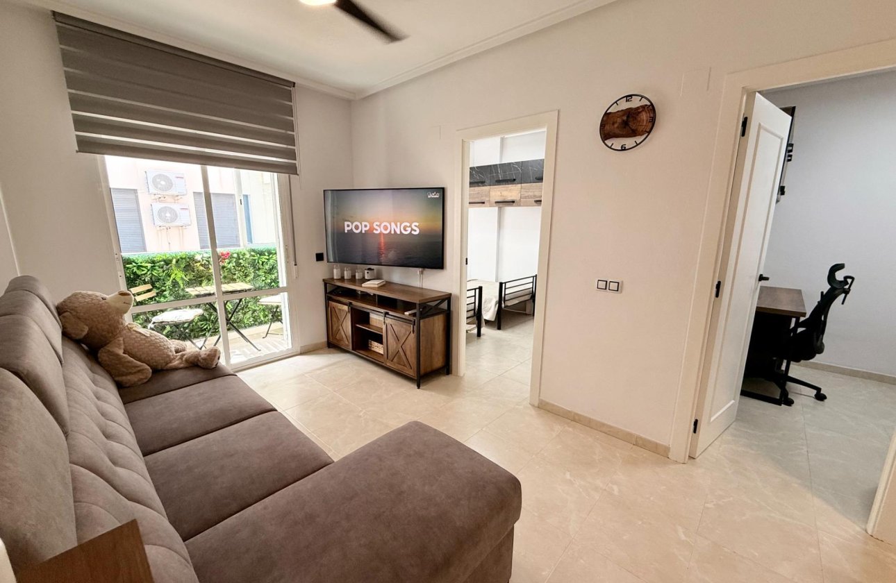 Revente - Appartement -
Torrevieja - Estacion De Autobuses