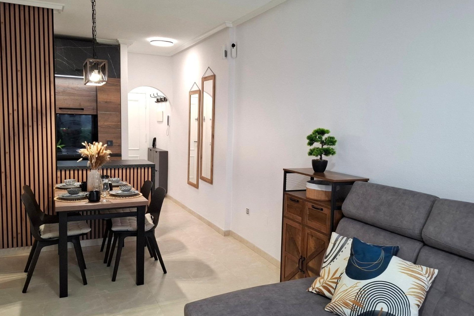 Revente - Appartement -
Torrevieja - Estacion De Autobuses