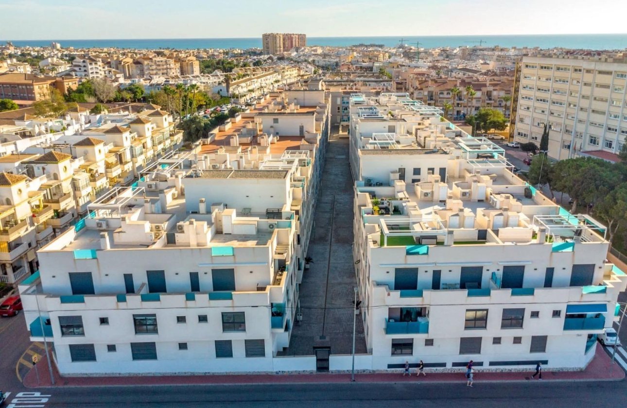Revente - Appartement -
Torrevieja - Estacion De Autobuses