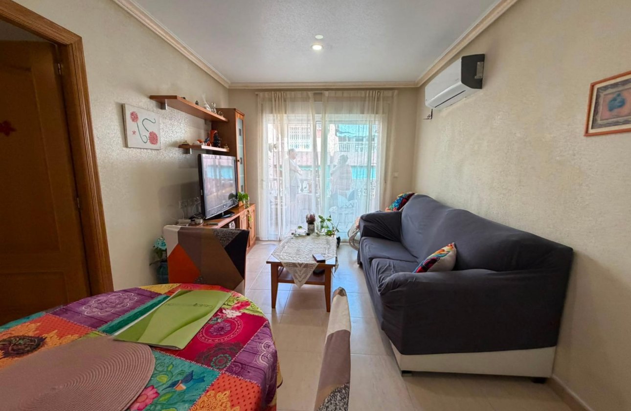 Revente - Appartement -
Torrevieja - Estacion De Autobuses