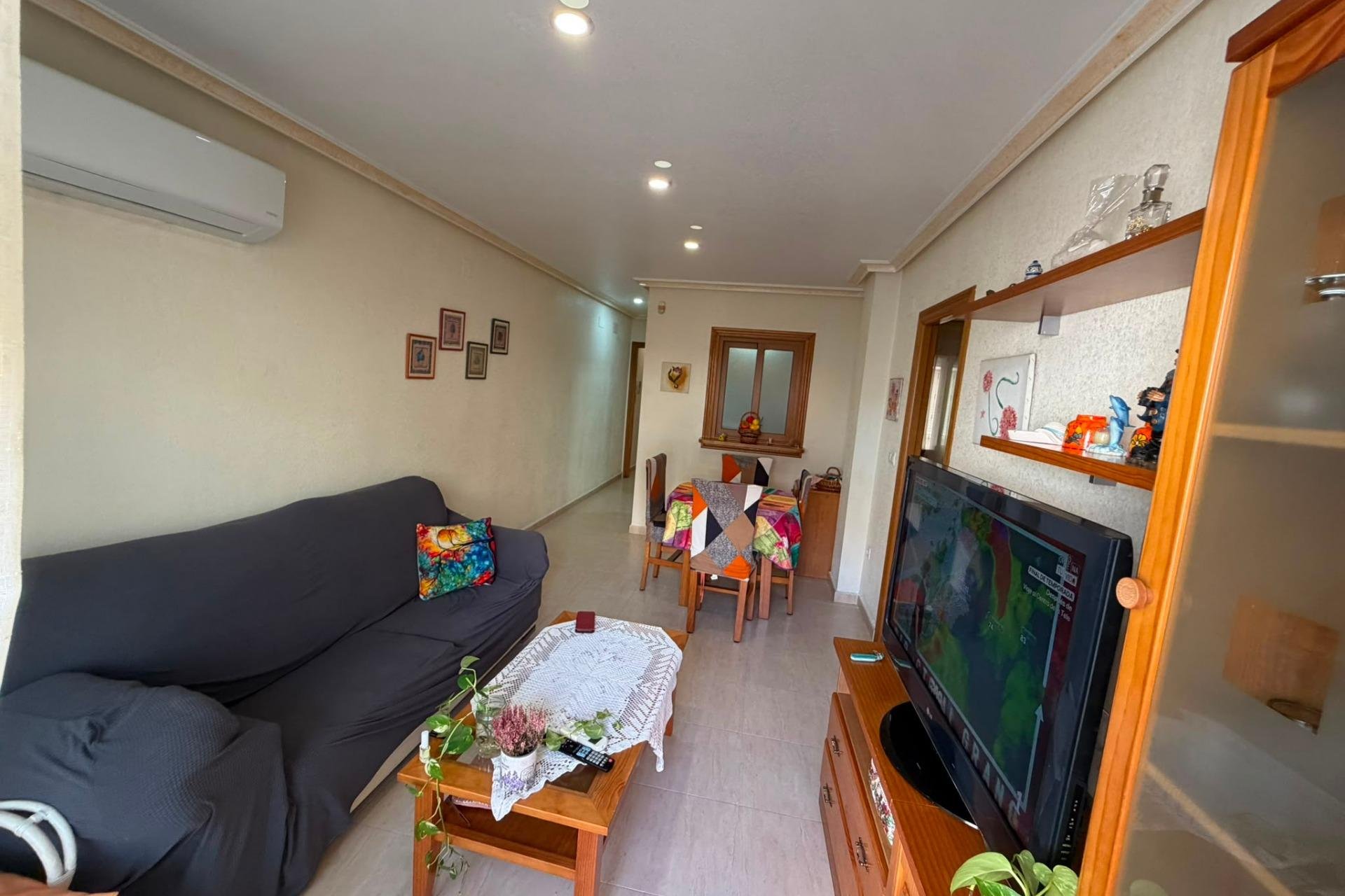 Revente - Appartement -
Torrevieja - Estacion De Autobuses