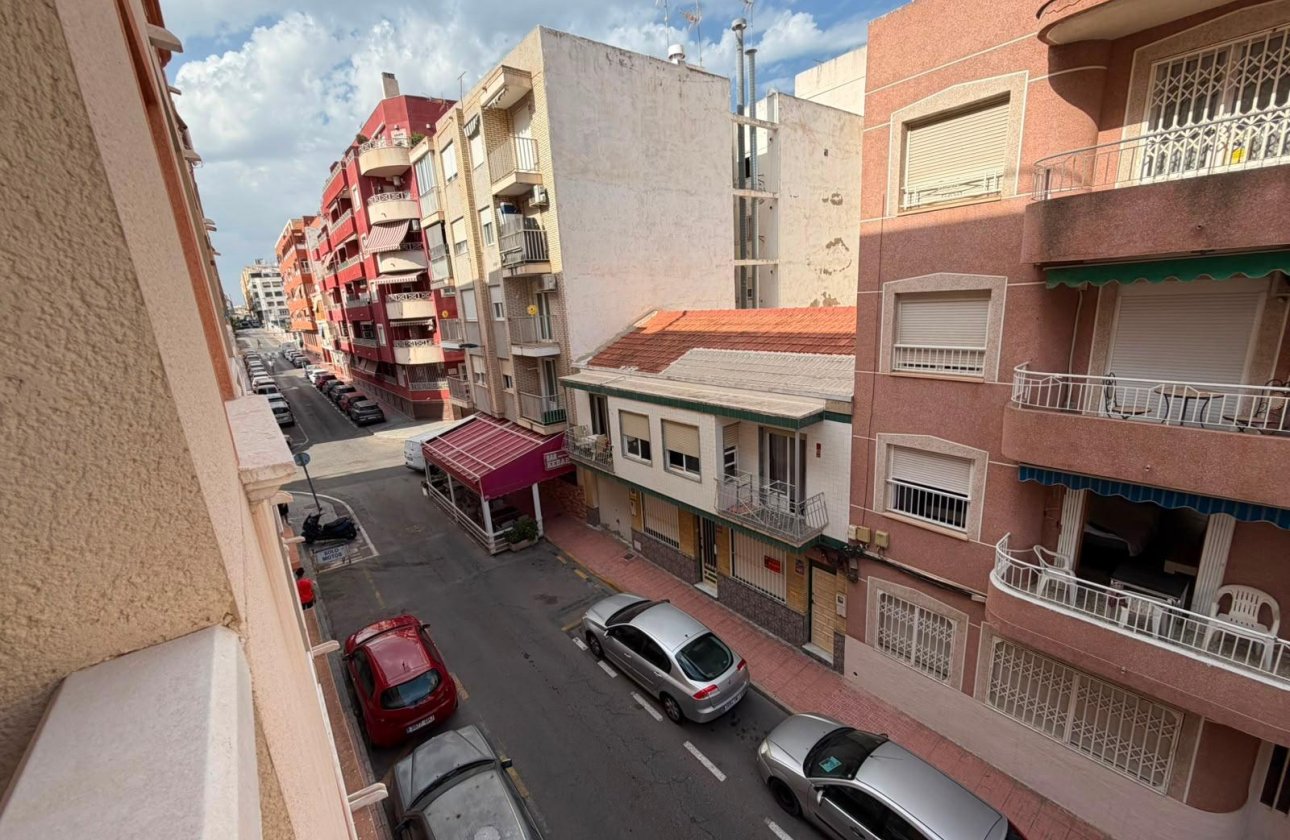 Revente - Appartement -
Torrevieja - Estacion De Autobuses