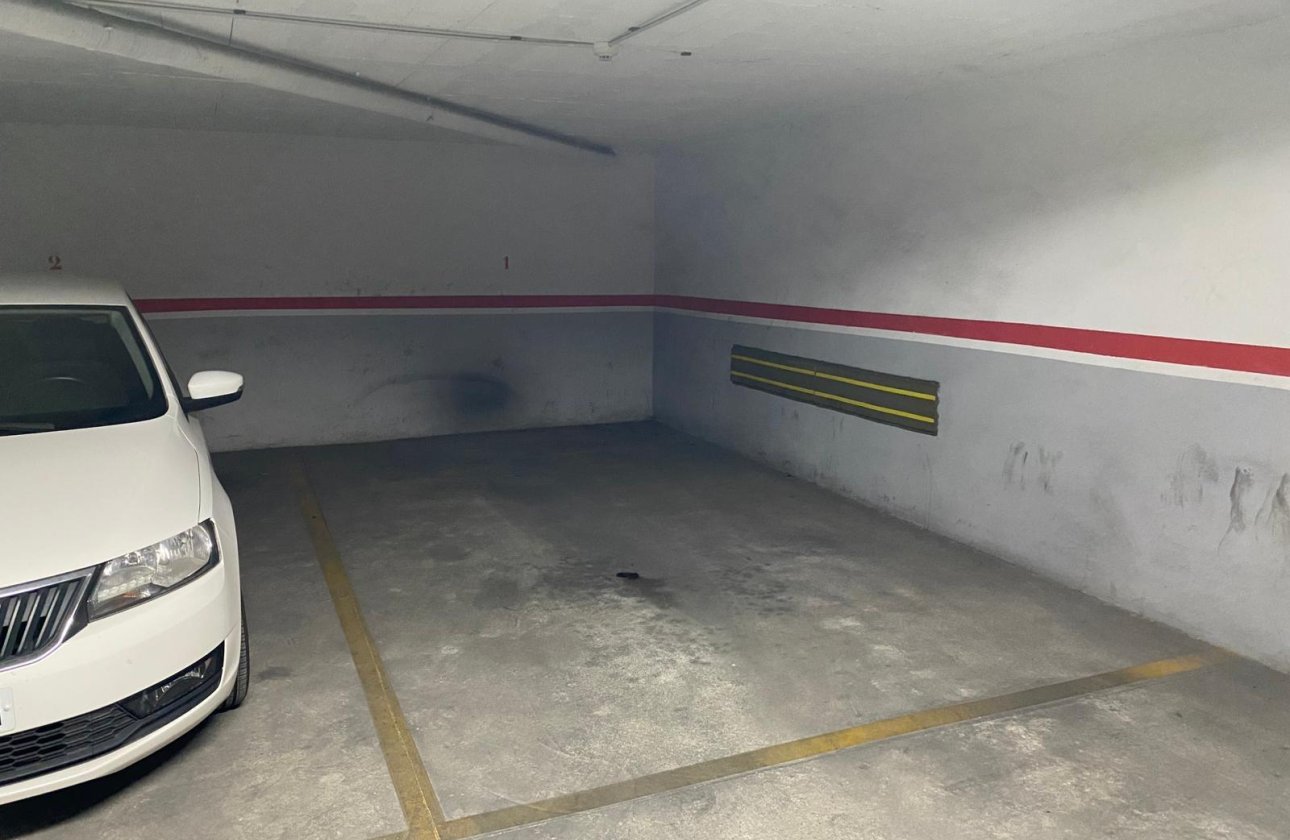 Revente - Appartement -
Torrevieja - Estacion De Autobuses