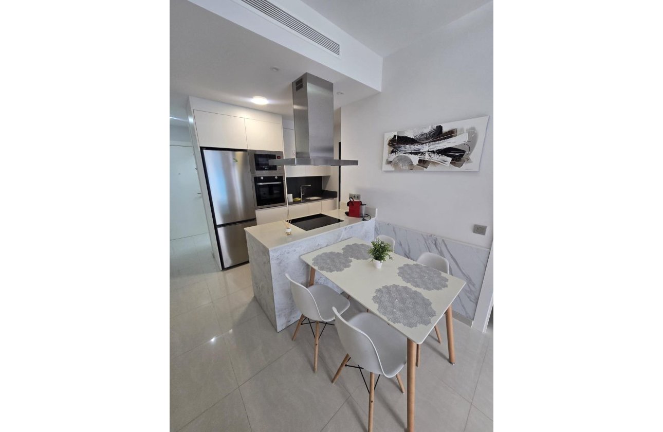 Revente - Appartement -
Torrevieja - Estacion De Autobuses