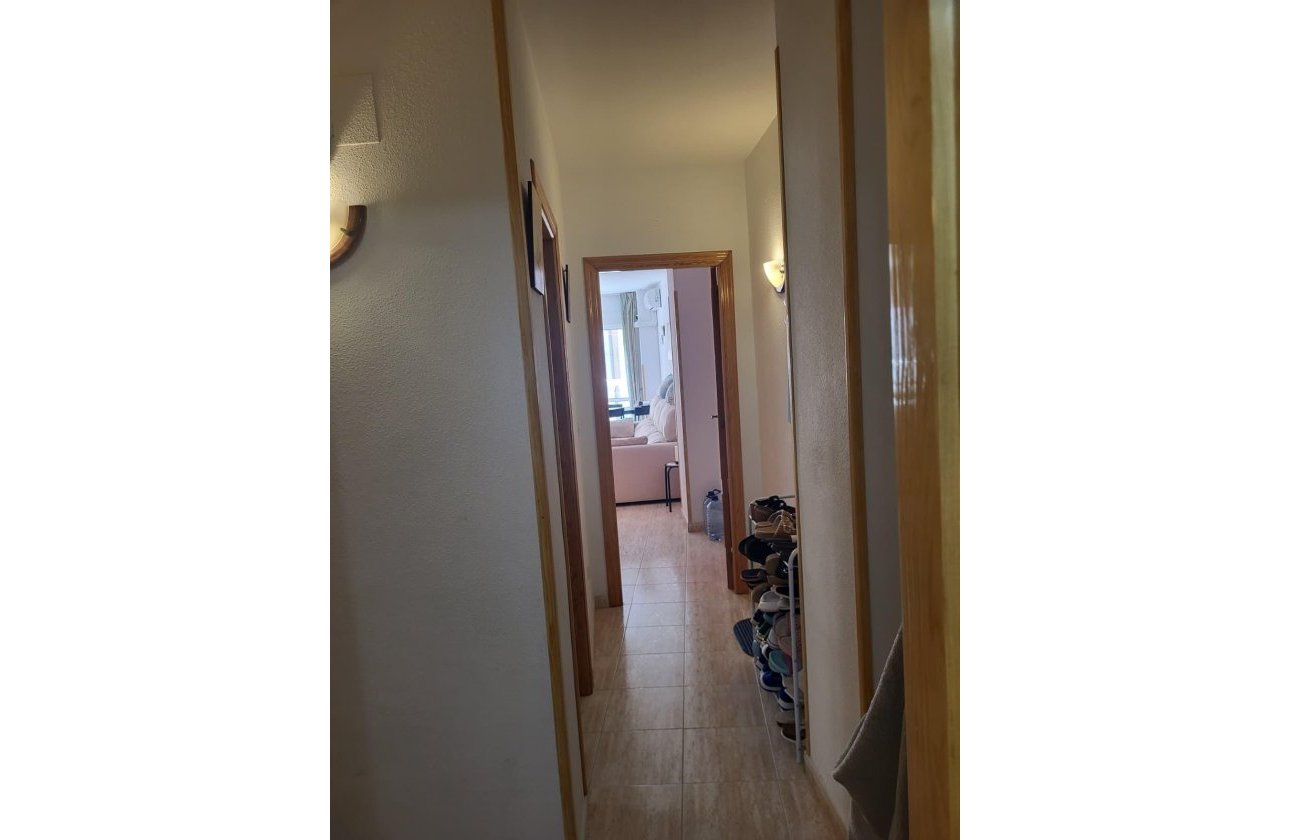 Revente - Appartement -
Torrevieja - Estacion De Autobuses